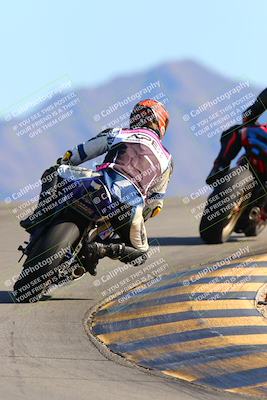 media/Jan-14-2022-Apex Assassins (Fri) [[4609ad47be]]/Trackday 2/Session 3/Turn 12 Backside/